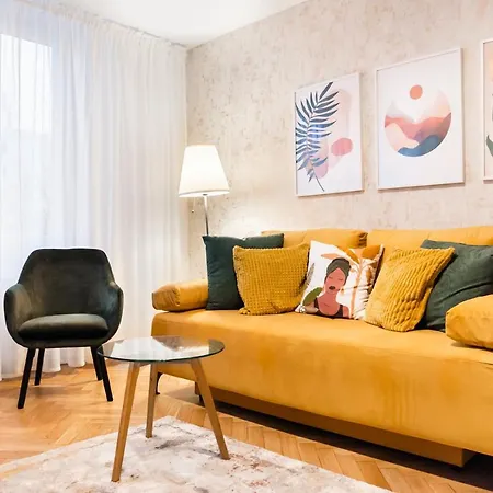 Apartment Metro Swietokrzyska Boho Aesthetic